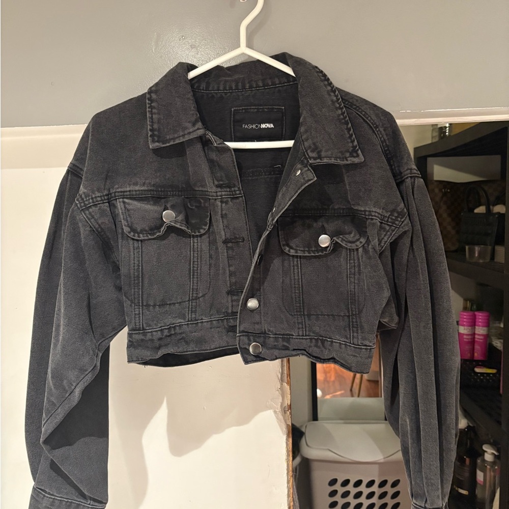 Fashion Nova Washed Charcoal Cropped Denim Jacket